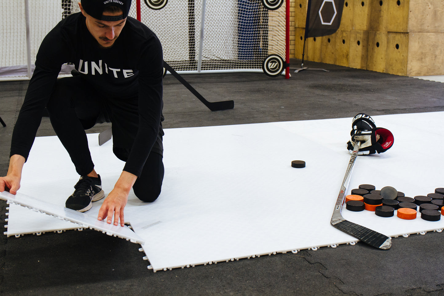 Plastis Hockey – Bygbar plastis til hockeytræning (2,1–21 m²)
